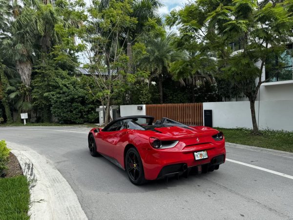 2018 Ferrari 488 spider - Imagen 8