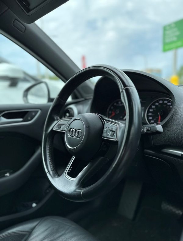 AUDI A3 - Imagen 4