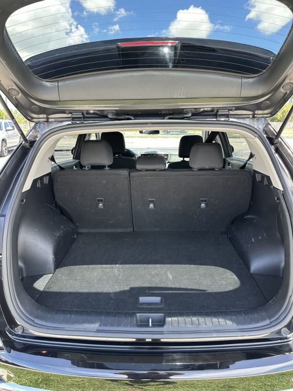 Kia Sportage 2022 Suv - Imagen 4