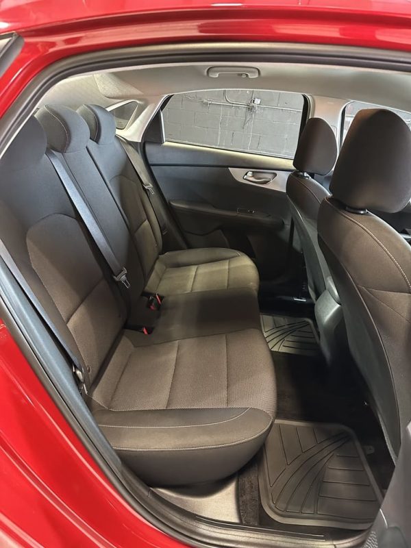 Kia Forte 2023 Sedan - Imagen 2